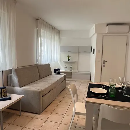 Appartamenti Mare Lignano Sabbiadoro Exterior foto