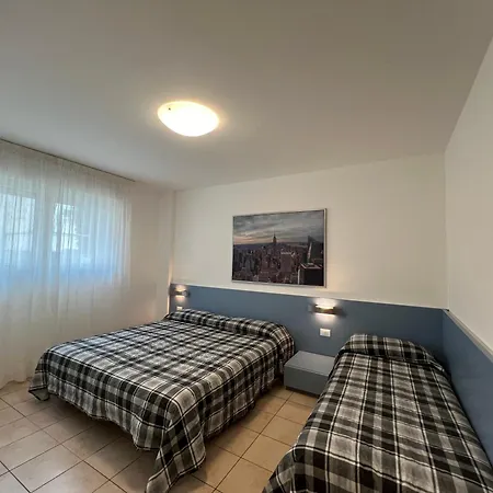 Appartamenti Mare Lignano Sabbiadoro Exterior foto